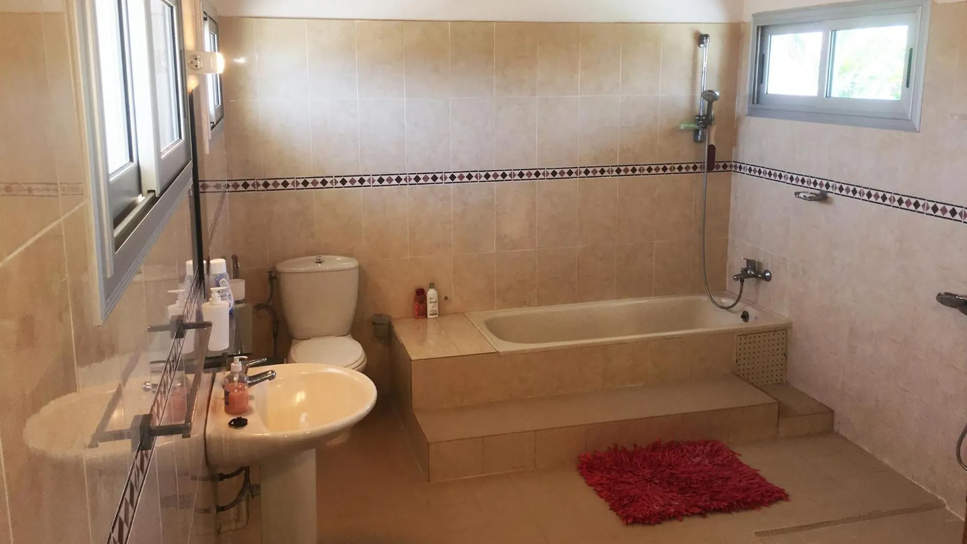 Apartment Un Petit Coin De Paradis A Ouakam-Mamelles Dakar